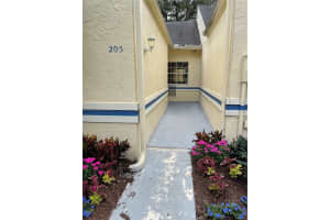 5201 SW 31st Ave, Fort Lauderdale, FL 33312, Sold 02/28/22