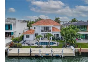1543 SE 13th St, Fort Lauderdale, FL 33316, Sold 02/11/22