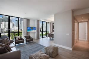 201 SW 17th Rd, Miami, FL 33129, Sold 03/24/22