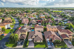 16846 SW 90th St, Miami, FL 33196, Sold 02/07/22