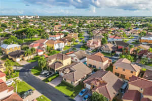 16846 SW 90th St, Miami, FL 33196, Sold 02/07/22