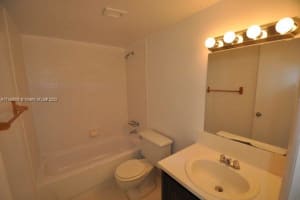 488 NW 165th St, Miami, FL 33169, Sold 05/09/22