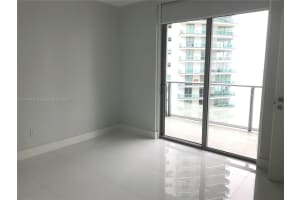1300 Brickell Bay Dr APT 2607, Miami, FL 33131, Sold 03/14/22