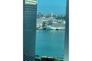 300 S Biscayne Blvd, Miami, FL 33131, Sold 03/11/22
