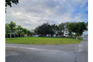 25053 SW 129th Pl, Homestead, FL 33032, Sold 04/22/22