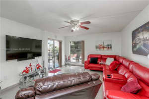 1990 W 56th St APT 1116, Hialeah, FL 33012, Sold 03/11/22