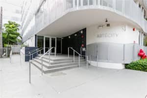 2155 Washington Ct, Miami Beach, FL 33139, Sold 02/28/22