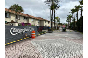 411 NW 82nd Ave, Miami, FL 33126, Sold 02/28/22