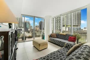 92 SW 3rd St, Miami, FL 33130, Sold 02/07/22
