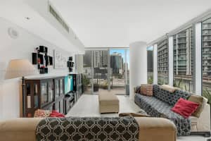 92 SW 3rd St, Miami, FL 33130, Sold 02/07/22