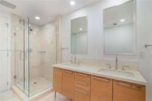 17001 Collins Ave, Sunny Isles Beach, FL 33160, Sold 03/28/22