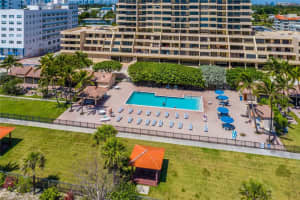 2555 Collins Ave, Miami, FL 33140, Sold 02/22/22
