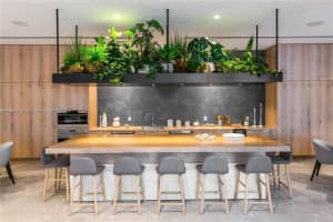 2821 S Bayshore Dr PH-B, Miami, FL 33133, Sold 02/01/22