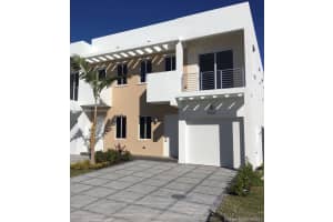 10261 NW 71st Terrace #1261, Doral, FL 33178, Sold 05/27/22