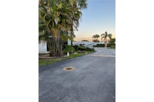 13953 N Kendale Lakes Cir #604b, Miami, FL 33183, Sold 04/20/22