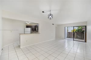 9441 Fontainebleau Blvd, Miami, FL 33172, Sold 02/08/22