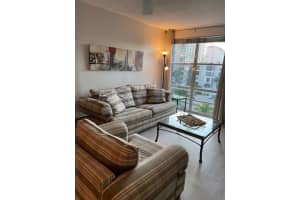 17560 Atlantic Blvd, Sunny Isles Beach, FL 33160, Sold 03/18/22