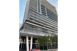 1010 SW 2nd Ave, Miami, FL 33130, Sold 06/17/22