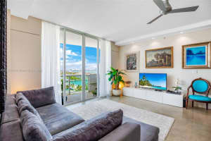 7900 Harbor Island Dr, Miami Beach, FL 33141, Sold 03/18/22