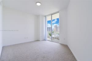 19501 W Country Club Dr, Aventura, FL 33180, Sold 02/22/22