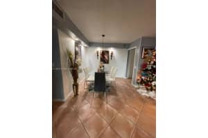 9310 Fontainebleau Blvd, Miami, FL 33172, Sold 02/28/22