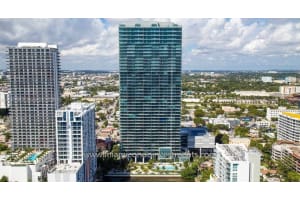 460 NE 28th St, Miami, FL 33137, Sold 03/28/22