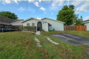 13551 SW 286th Terrace, Homestead, FL 33033, Sold 02/14/22