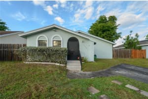 13551 SW 286th Terrace, Homestead, FL 33033, Sold 02/14/22