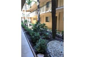 8075 SW 107th Ave, Miami, FL 33173, Sold 02/24/22