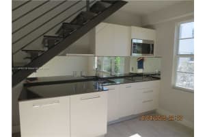 950 Pennsylvania Ave APT E1, Miami Beach, FL 33139, Sold 07/06/22