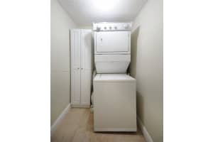 18151 NE 31st Ct, Aventura, FL 33160, Sold 06/08/22