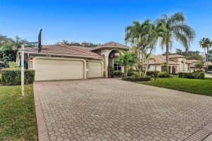 6586 NW 97th Dr, Parkland, FL 33076, Sold 04/01/22