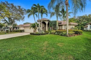 6586 NW 97th Dr, Parkland, FL 33076, Sold 04/01/22