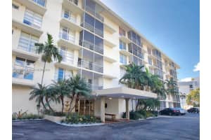 1750 NE 115th St, Miami, FL 33181, Sold 03/04/22