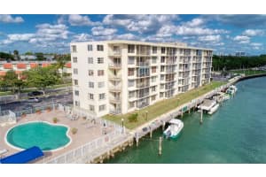 1750 NE 115th St, Miami, FL 33181, Sold 03/04/22
