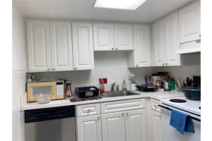 8307 SW 142nd Ave APT F303, Miami, FL 33183, Sold 05/20/22