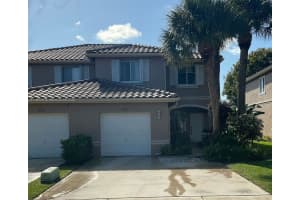 4927 Pinemore Ln, Lake Worth, FL 33463, Sold 02/28/22