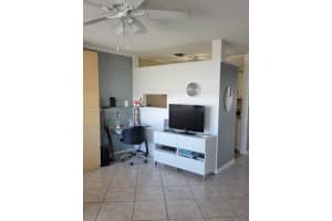 925 SW 11th Ave #14j, Hallandale Beach, FL 33009, Sold 04/06/22