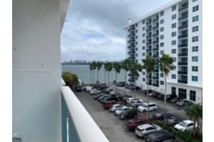 7501 E Treasure Dr #4r, North Bay Village, FL 33141, Sold 03/11/22