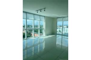 1871 NW S River Dr, Miami, FL 33125, Sold 05/02/22