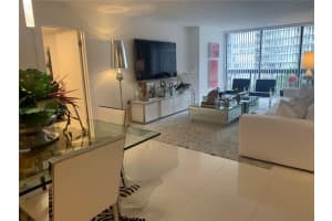 2333 Brickell Ave, Miami, FL 33129, Sold 04/19/22