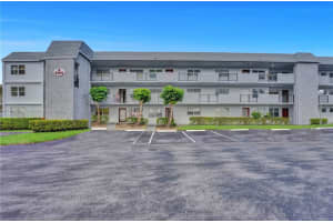 8105 NW 61st St APT A209, Tamarac, FL 33321, Sold 05/16/22