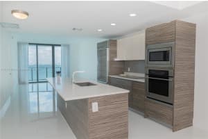 460 NE 28th St, Miami, FL 33137, Sold 02/22/22