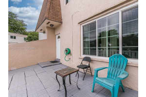 8090 NW 12th St b, Margate, FL 33063, Sold 07/29/22