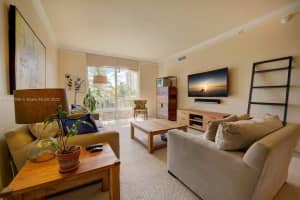 3001 NE 185th St, Aventura, FL 33180, Sold 03/04/22