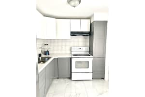 1351 NE 191st St E203, Miami, FL 33179, Sold 03/01/22