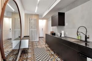 1700 Meridian Ave, Miami Beach, FL 33139, Sold 03/03/22