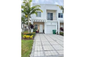 10232 NW 71st Terrace, Doral, FL 33178, Sold 06/08/22