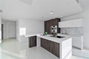 851 NE 1st Ave, Miami, FL 33132, Sold 08/23/22