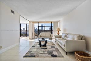 600 Parkview Dr # 1132, Hallandale Beach, FL 33009, Sold 02/25/22